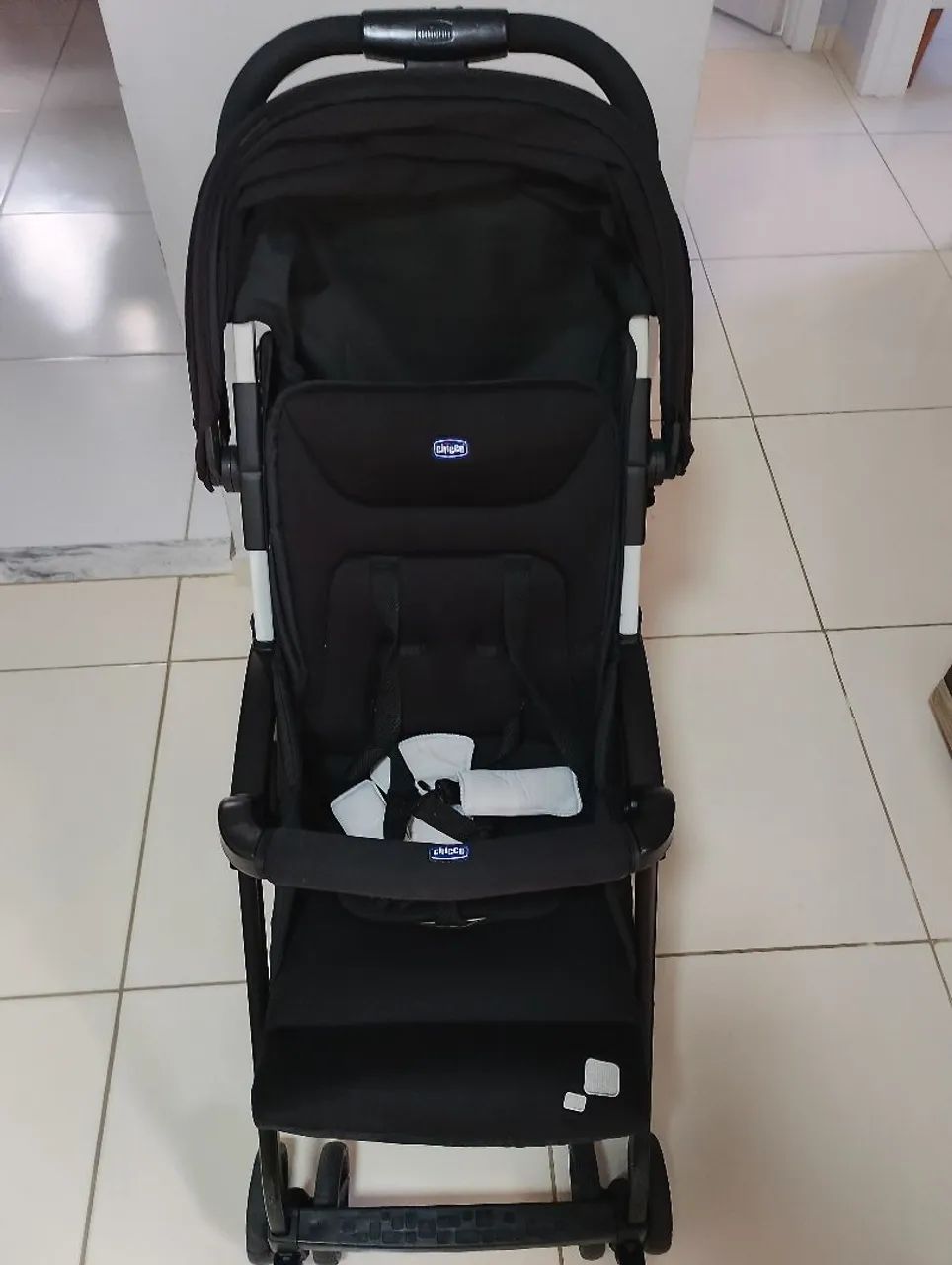 Carrinho ultraleve Chicco 