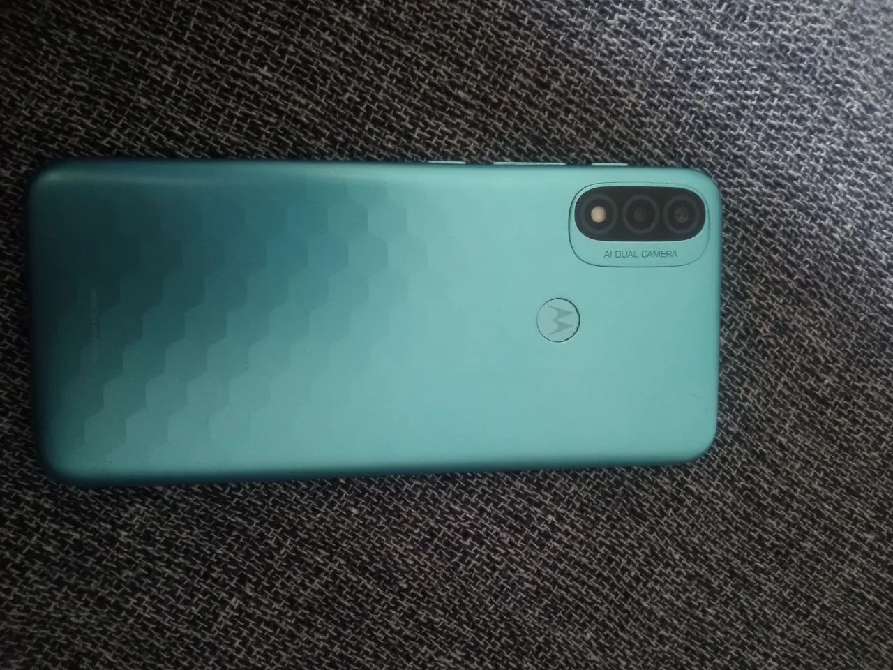 Motorola e20