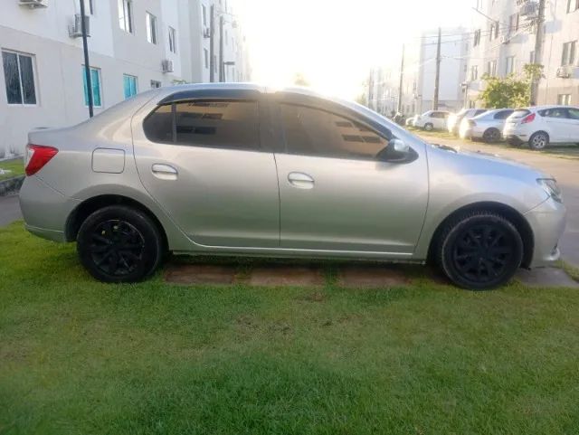 Renault Logan Expression Hi-flex 1.6 8V 4P 2014