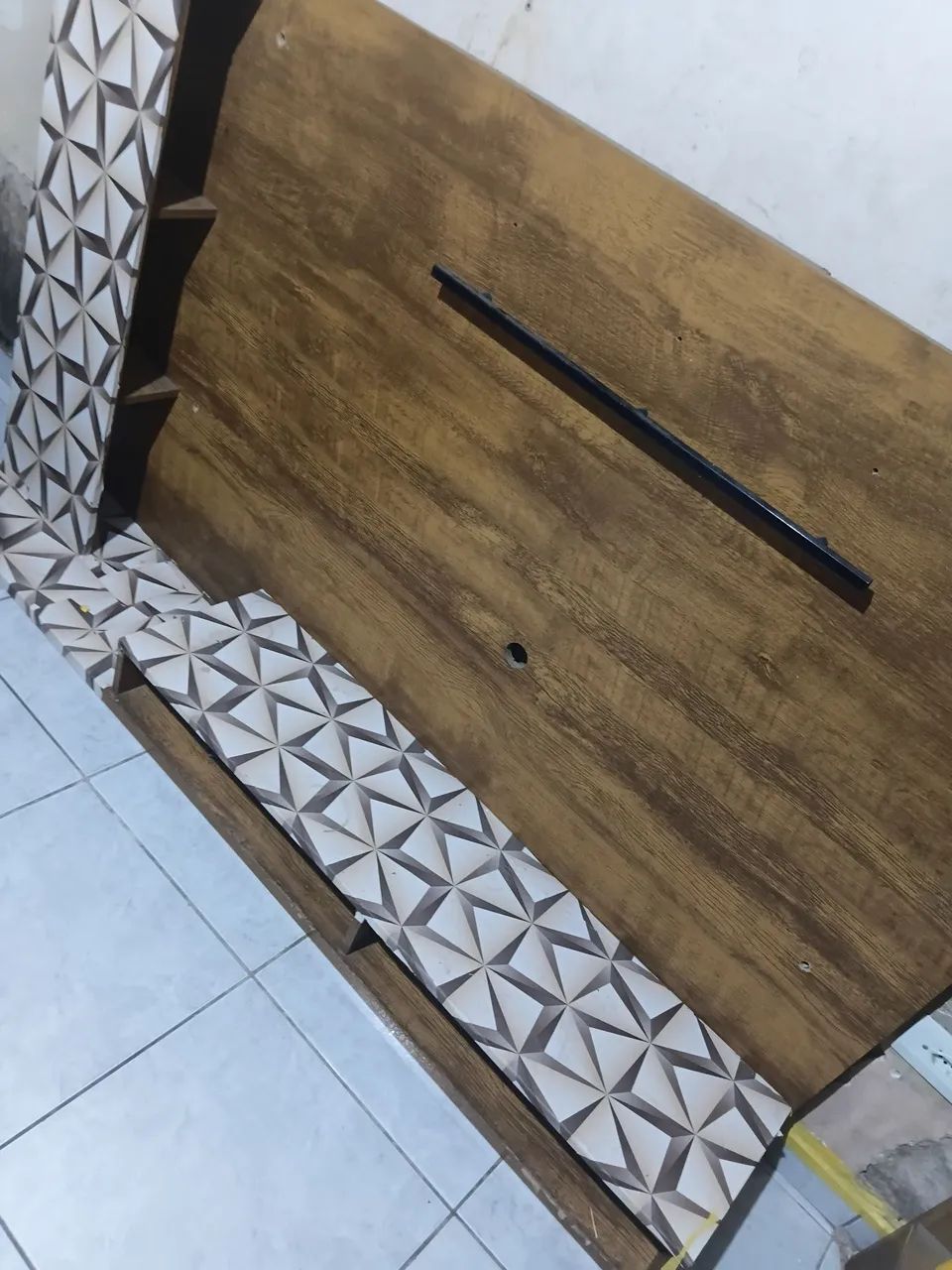 Painel de TV 75 polegadas 