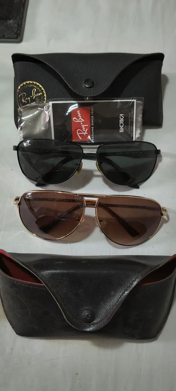 Vendo 2 Ray bans originais