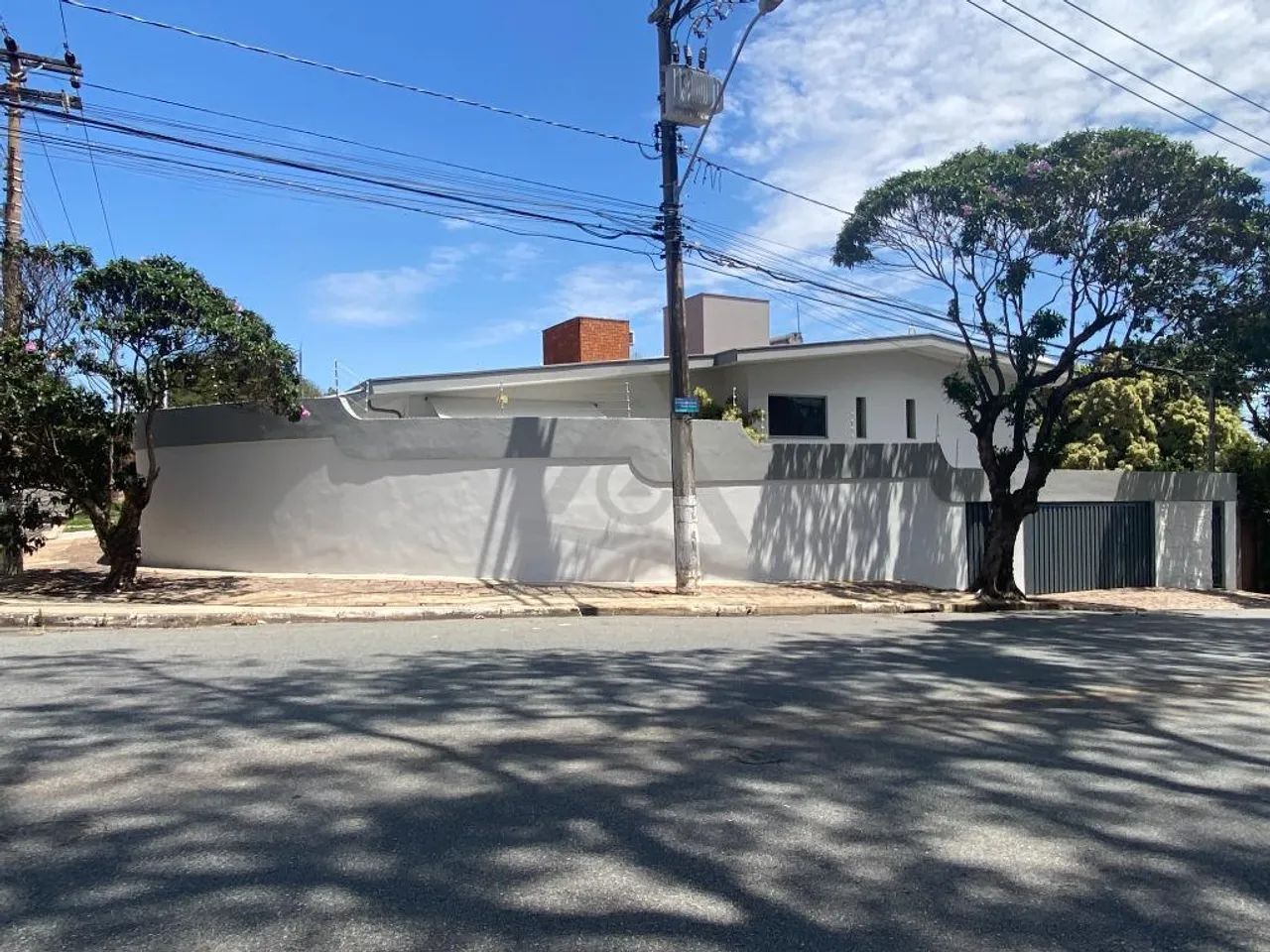 Casa à venda em Campinas, Nova Campinas, com 4 quartos, com 260 m²