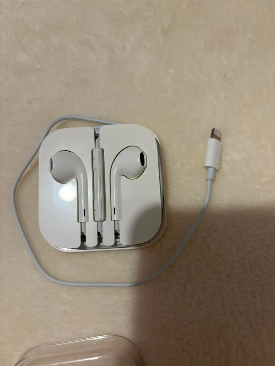 Fone de Ouvido Apple EarPods Intra-Auricular com Conector Lightning Branco - Foto 2