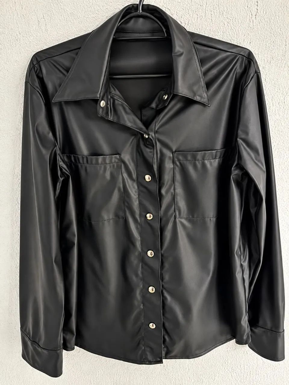 Camisa Feminina Corino ( imitação de couro )  ( G )