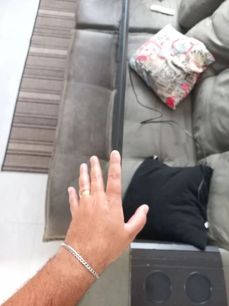 Vendo 2 TVs Samsung 50 e 55 polegadas com defeito - para conserto ou peças - Foto 2