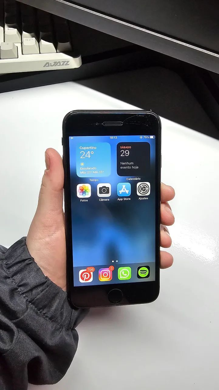 Iphone 8 - 64GB - Foto 2