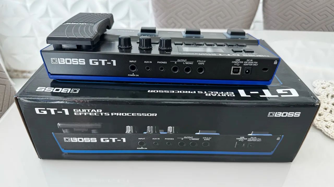 BOSS GT-1 Effects Processor ※おまけ付き Boss GT-1 Guitar Effects Processor - Instrumentos musicais