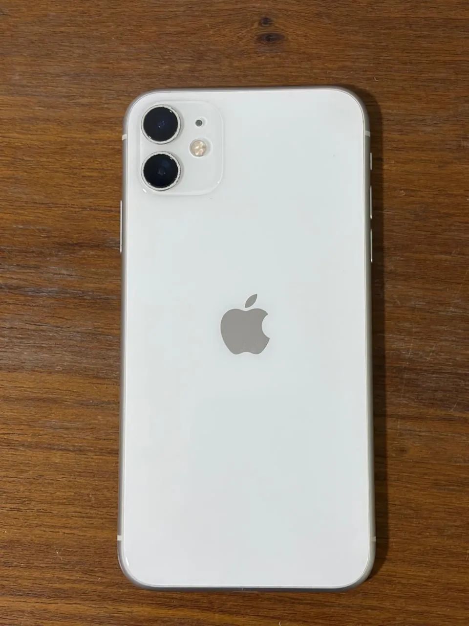 iPhone 11 64 GB Branco  - Foto 2