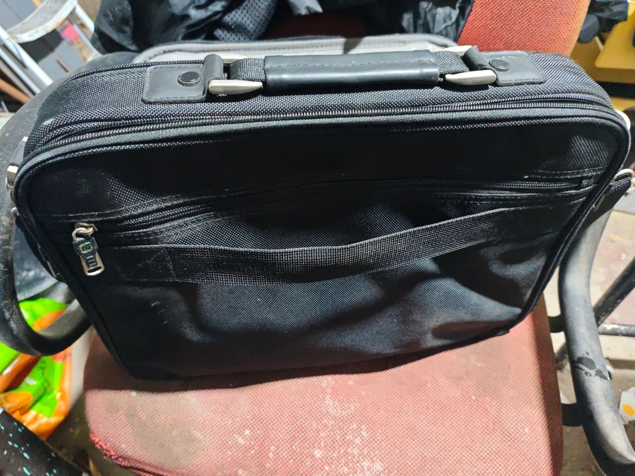 bolsa com alça pra notbook reforçada - Foto 4