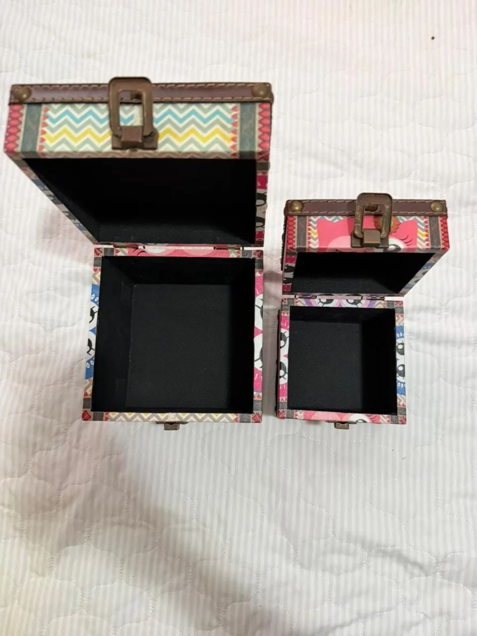 Caixa de coruja estilo boneca russa 
