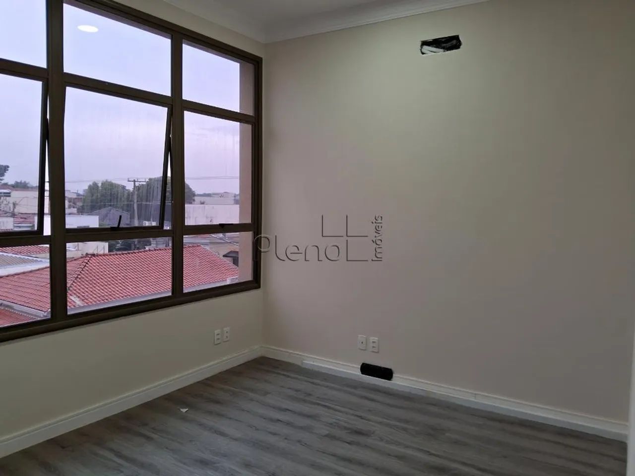 Sala para alugar em Indaiatuba, Centro, com 40 m²