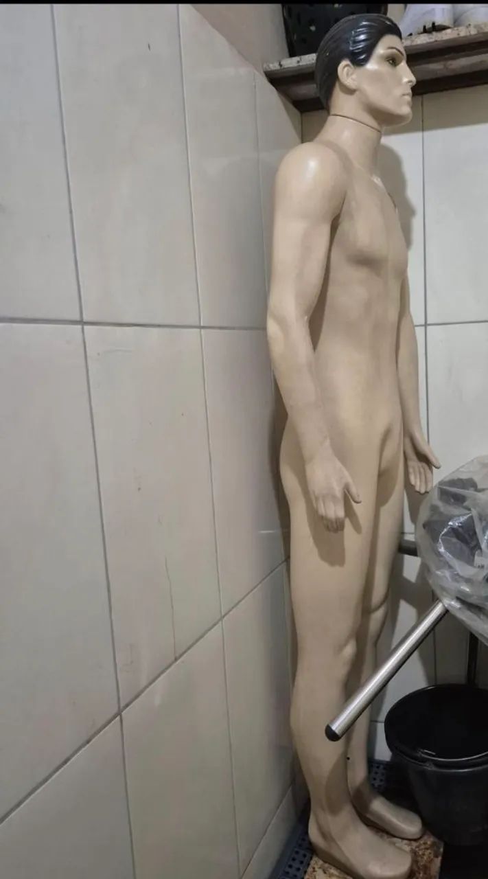 Manequim corpo inteiro 