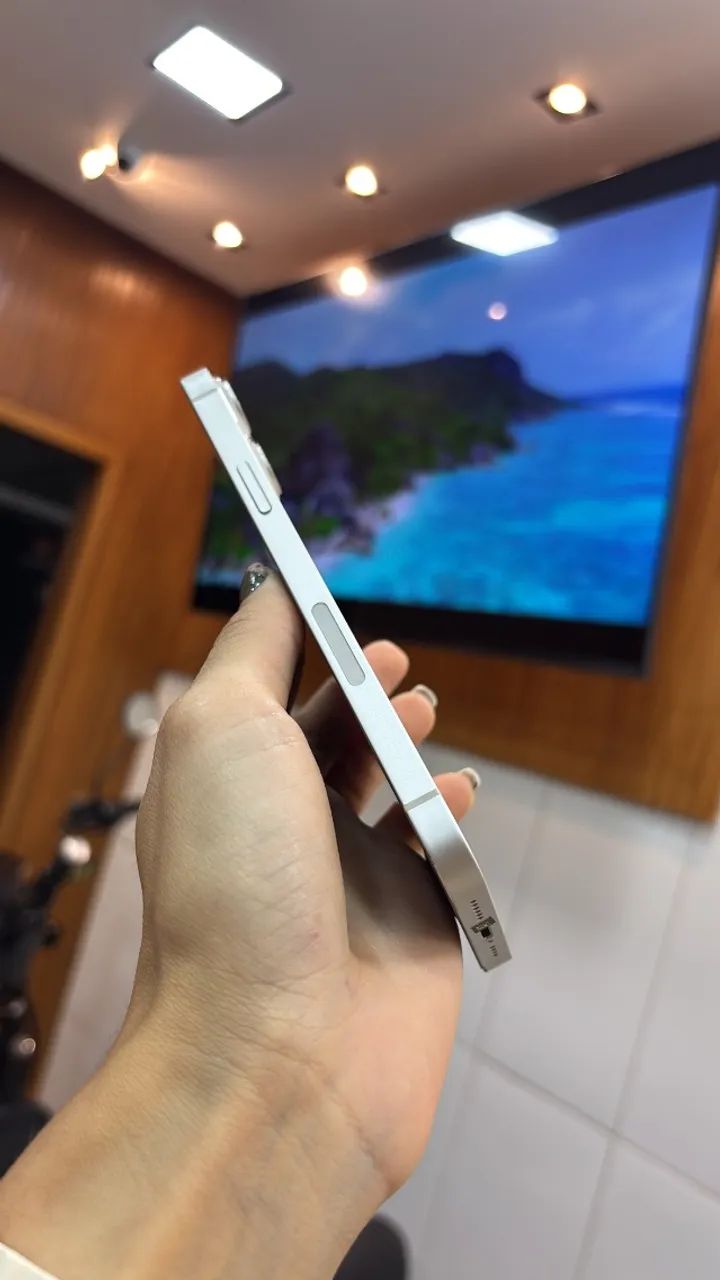 iPhone 13 128GB - Estelar - Foto 2