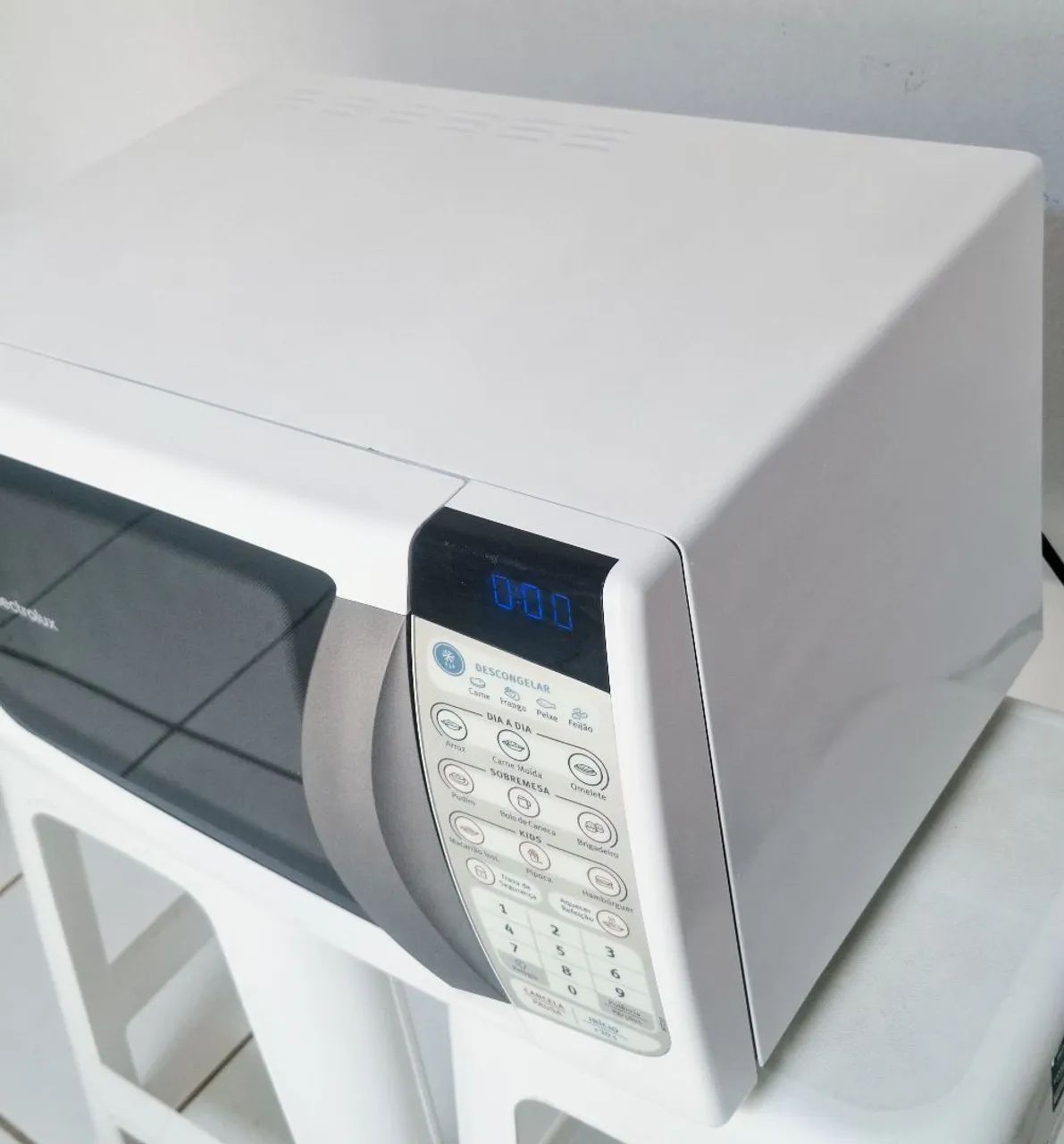 Microondas Electrolux 20 Litros - Foto 3