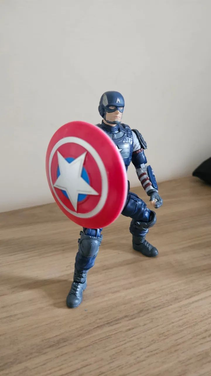 Action Figure Capitão América Marvel - Foto 4