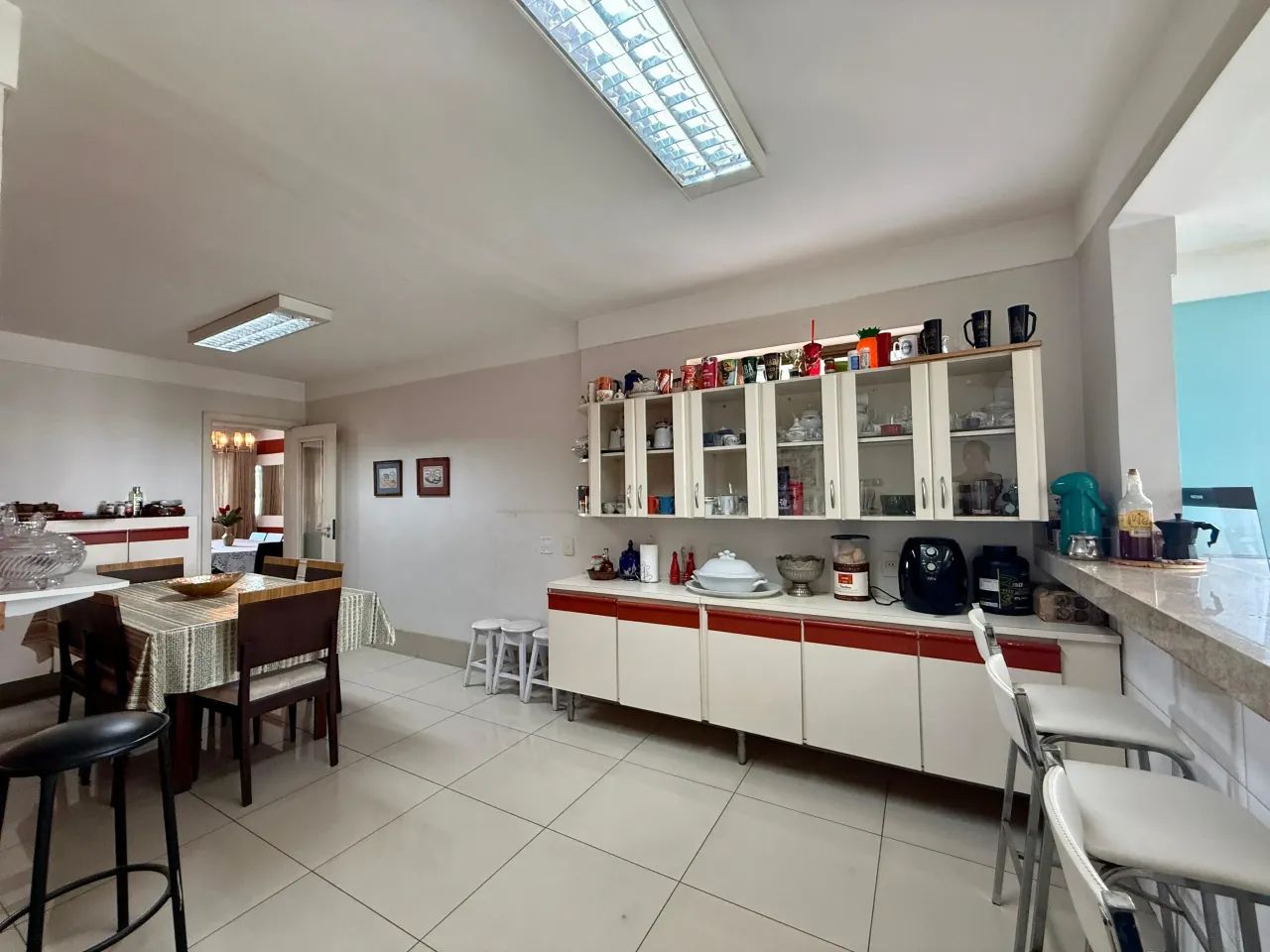 Apartamento à venda no Edifício Vila Dei Fiori, Cuiabá-MT codigo: 311523