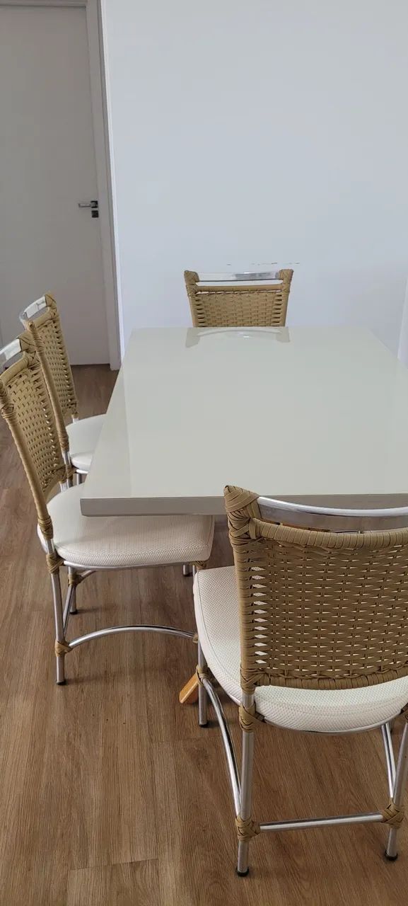 Mesa madeira maciça  - Foto 2