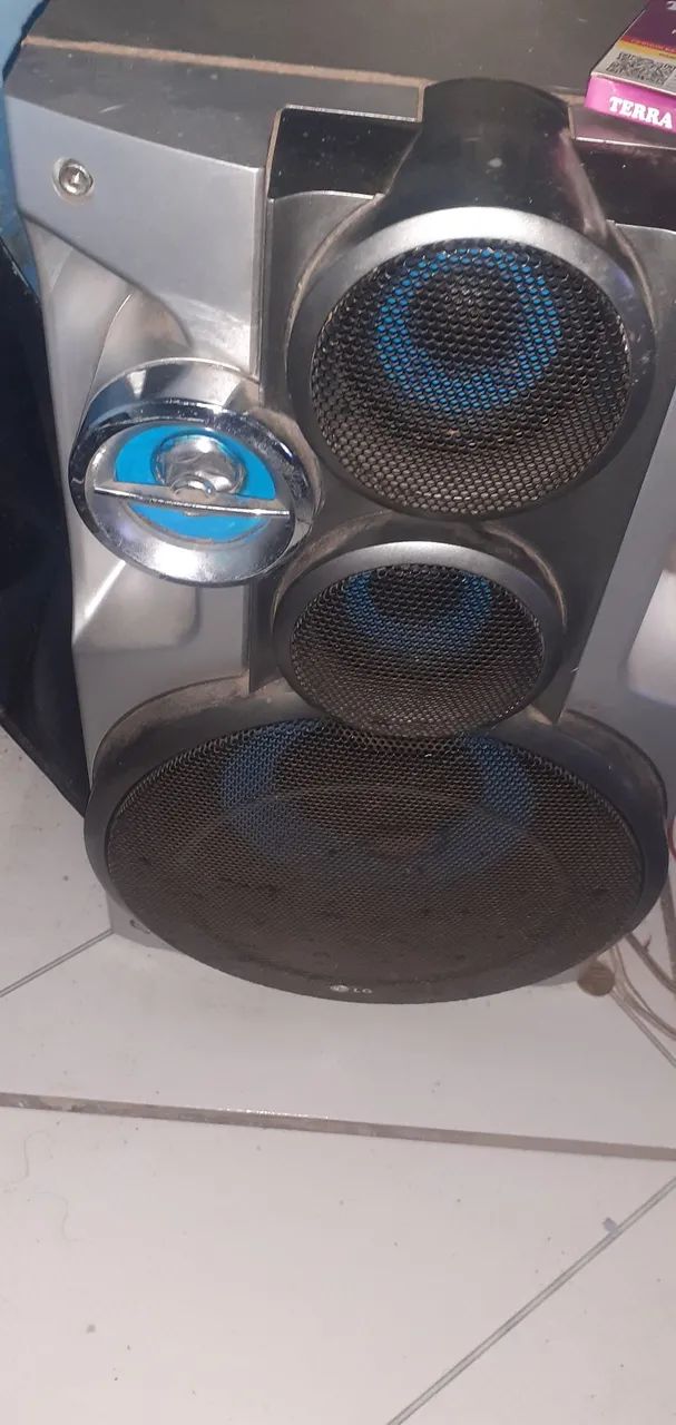 LG W2340A som potente, bluetooth integrado  - Foto 5