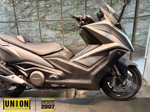 KYMCO AK 550 - Foto 5