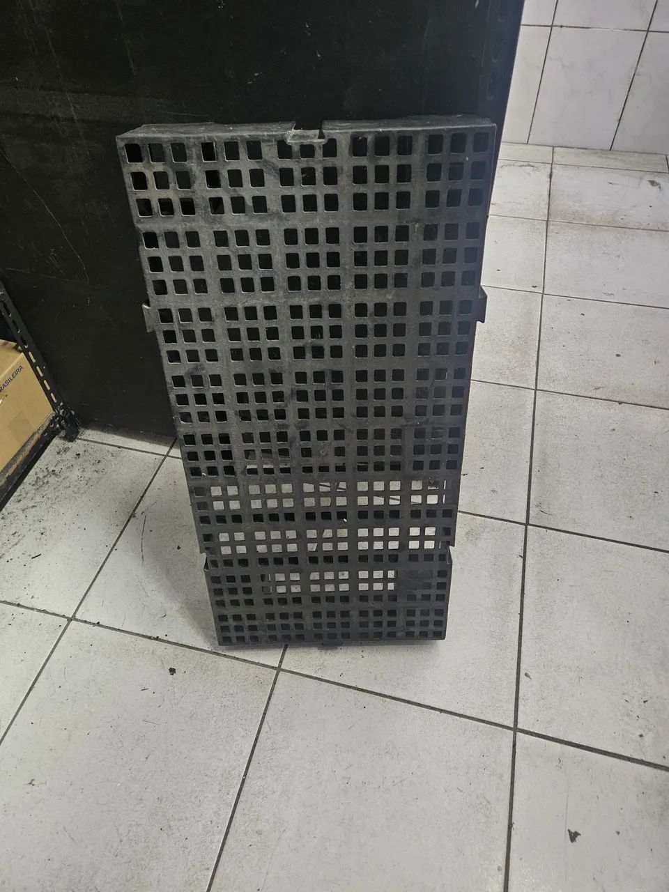 PALET 0,82 x 0,41 TOTAL 15 PEÇAS 