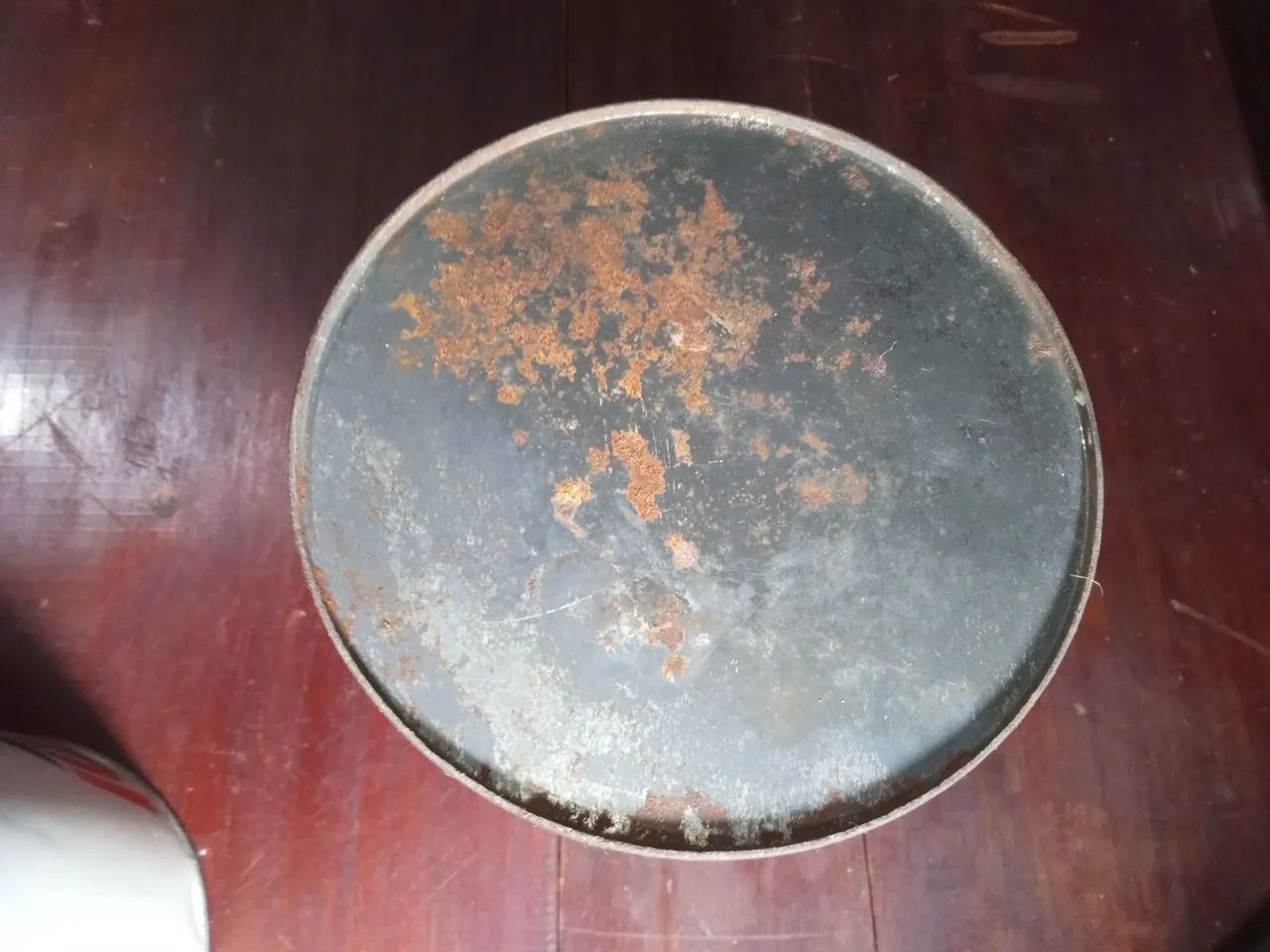 Lata antiga vazia - Foto 4
