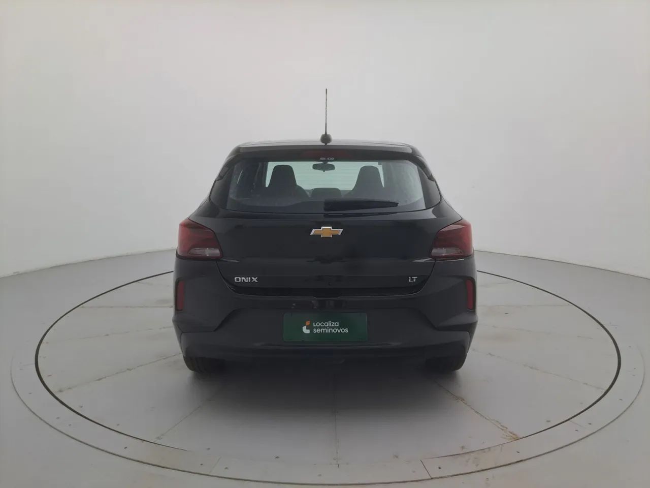 Chevrolet Onix Hatch LT 1.0 12V Flex Mec. 4P, foto 4 de 18