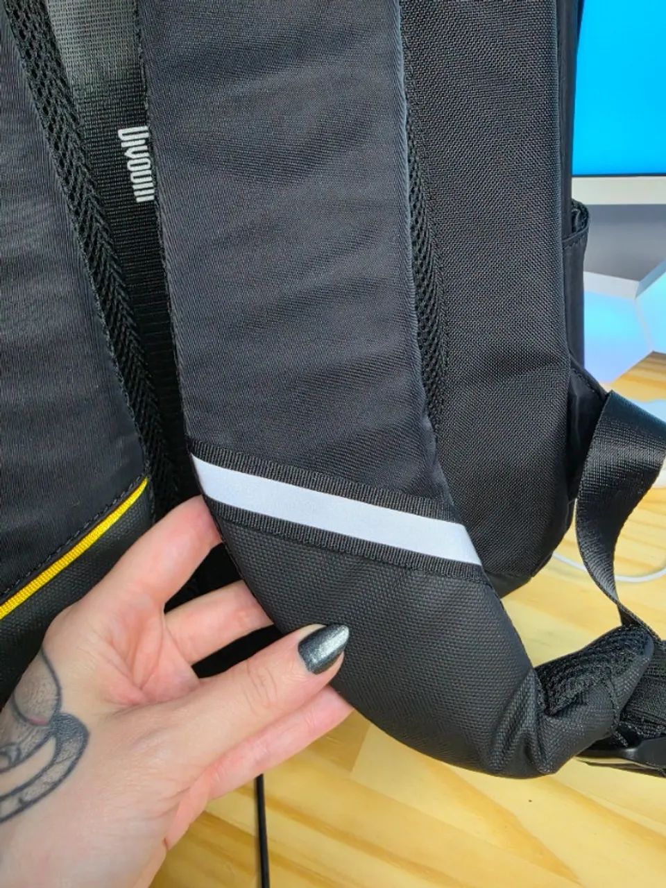 Mochila Divoom Pixoo Backpack-M Smart LED com display Pixel Art - Foto 3