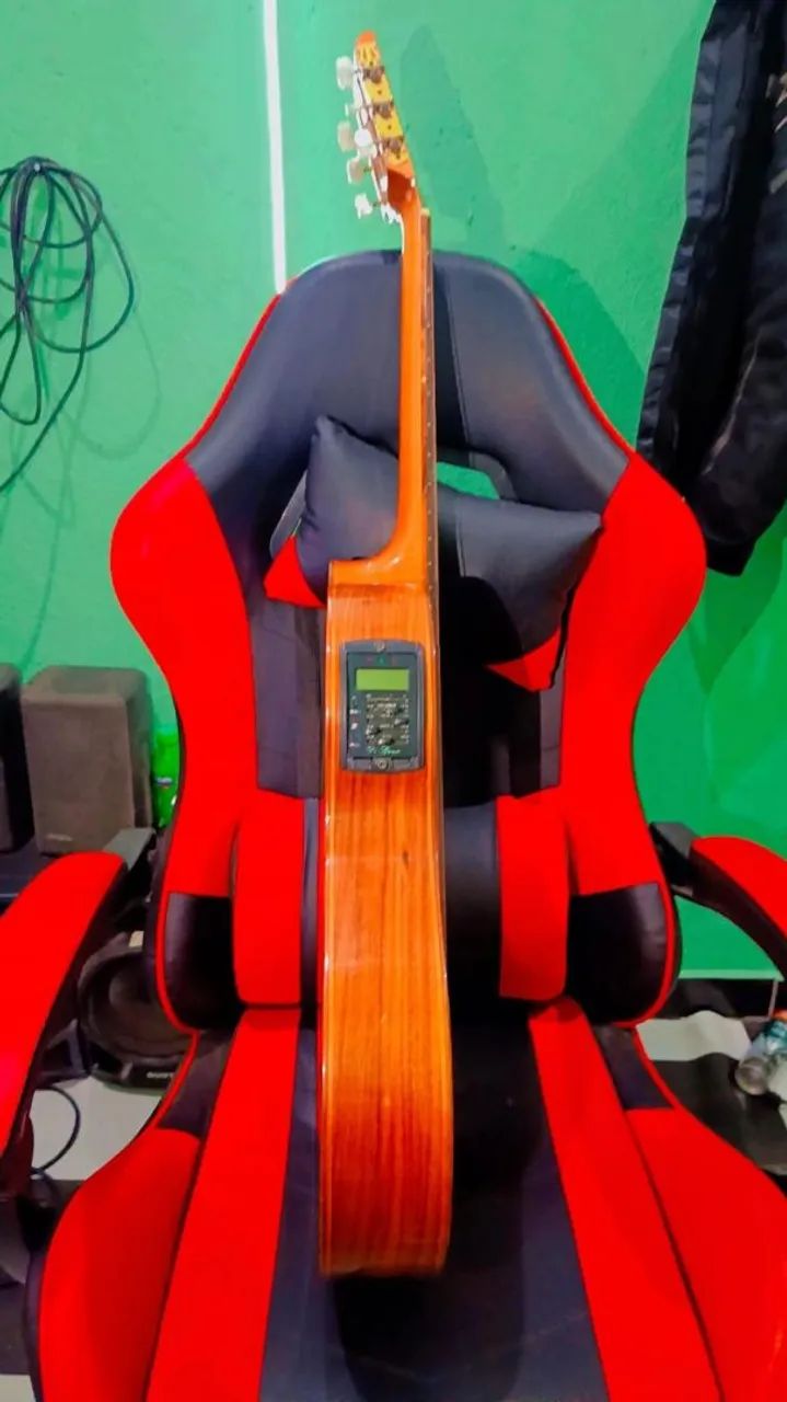 Violão elétrico 