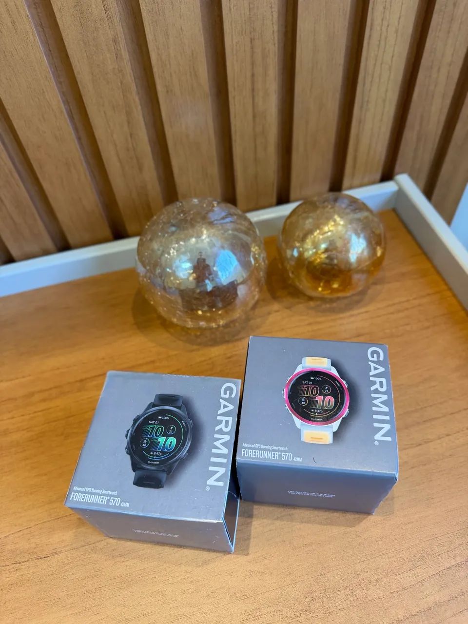 Garmin Forerunner 570 42mm - Novo