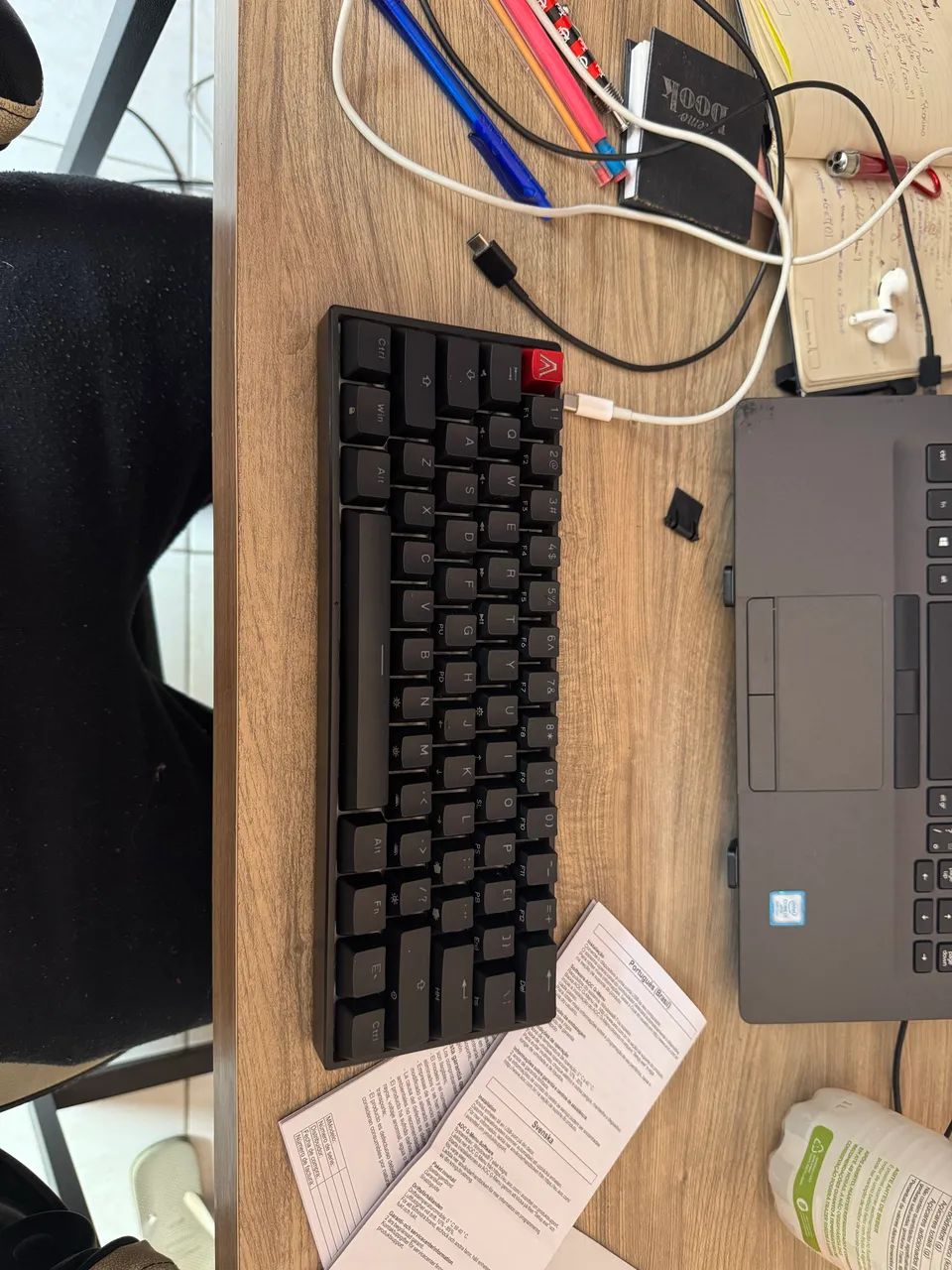 Teclado agon 60% mecânico switch vermelho 