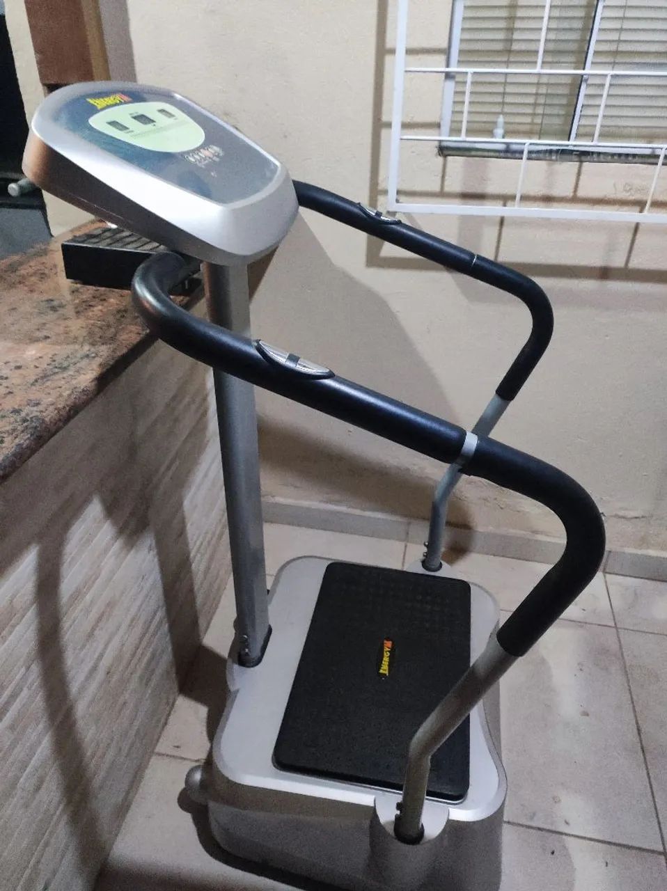 Plataforma vibratória 