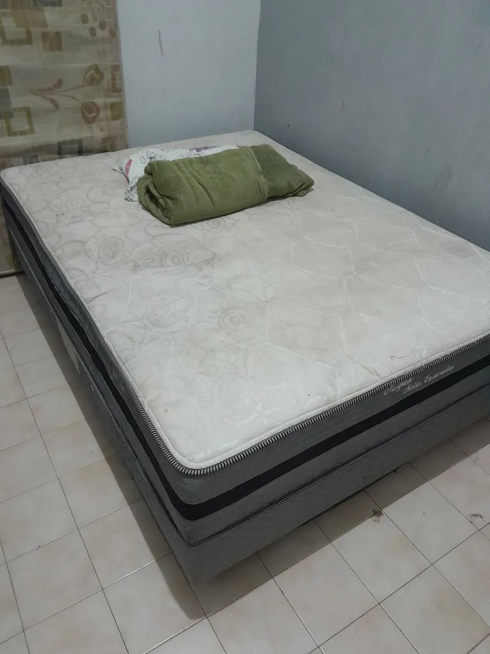 cama de casal usada - Foto 2