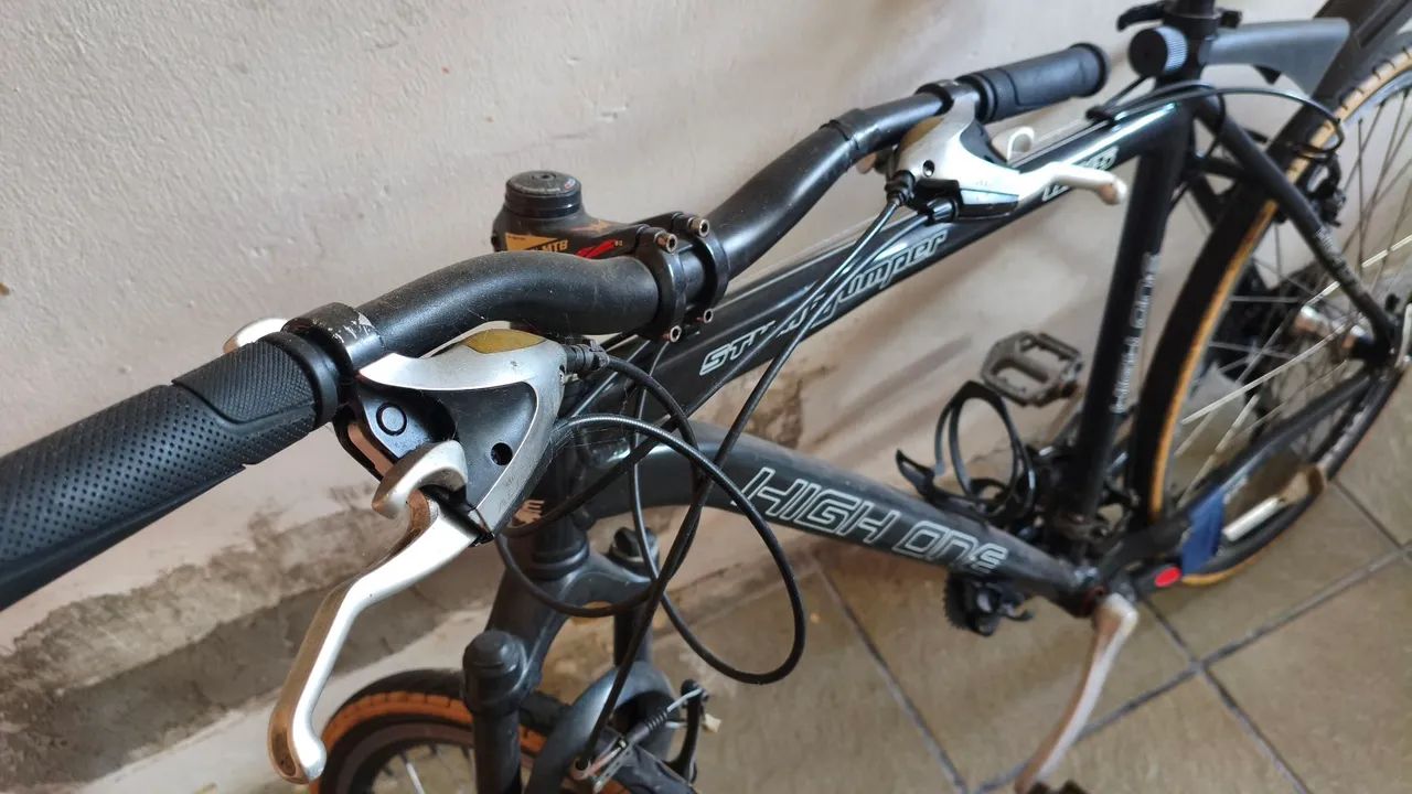 Bicicleta seminova 7 marchas - Foto 2
