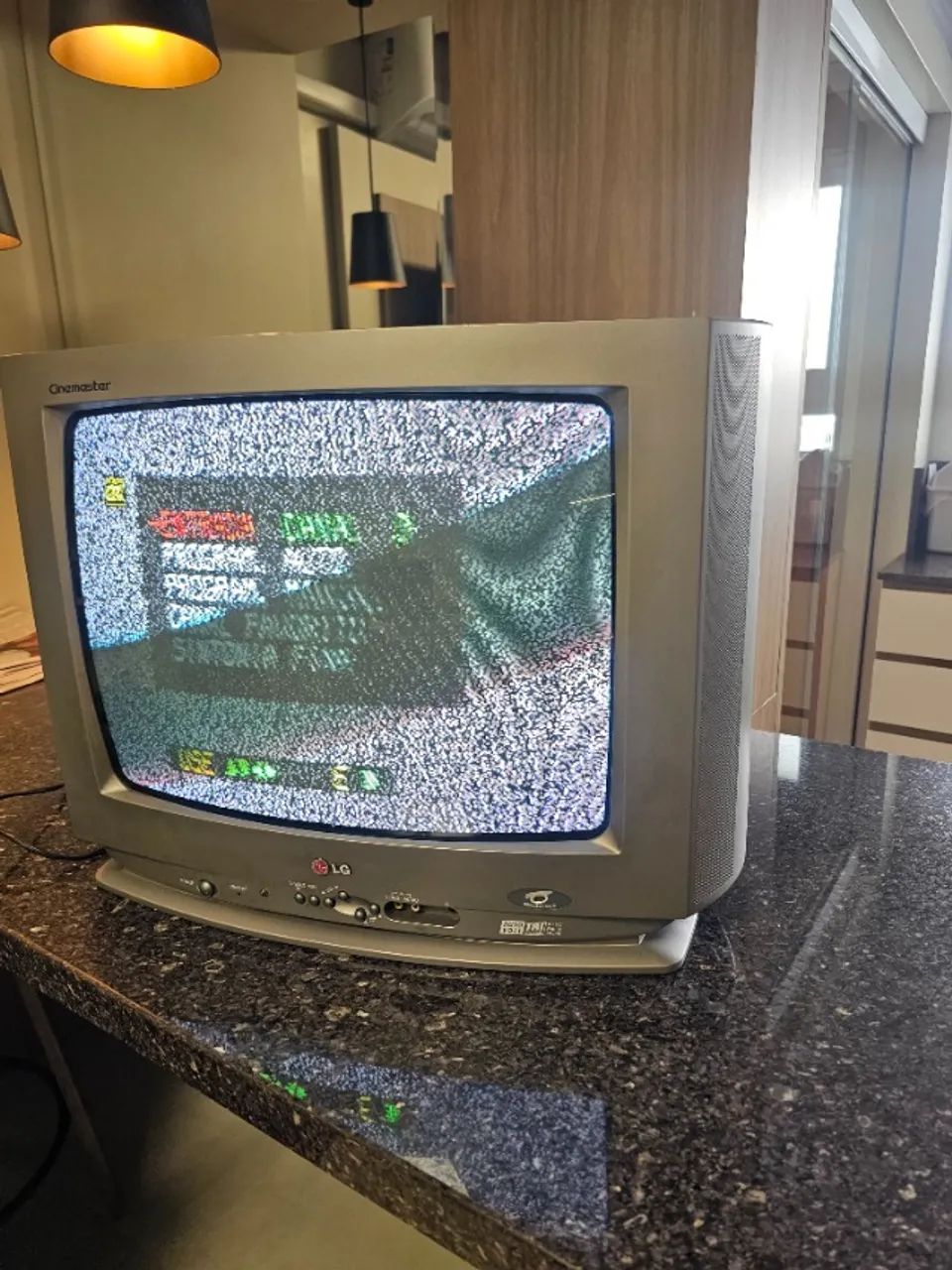 Televisor 20 polegadas cinemaster LG - Foto 3