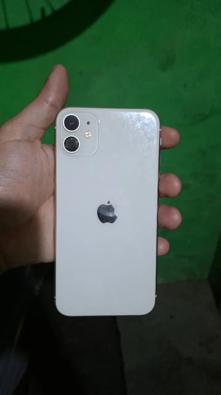 iPhone 11