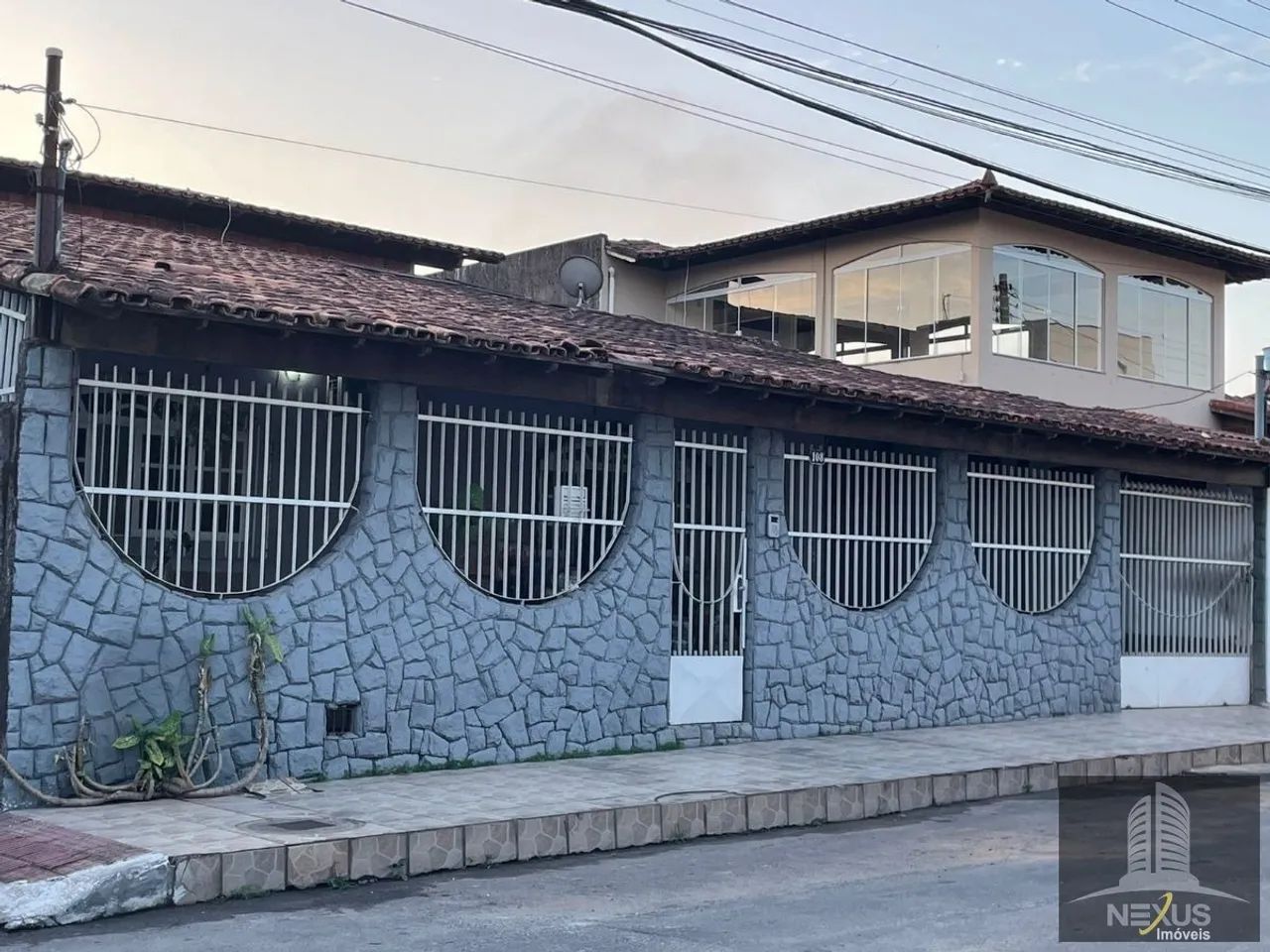 CASA 3 Dormitórios para locação em Vila Velha - ES