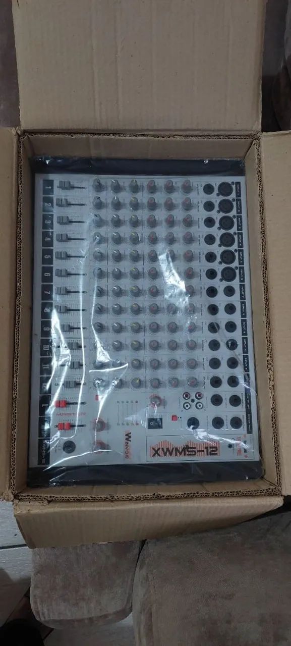 Mesa de Som Winvox 12 Canais