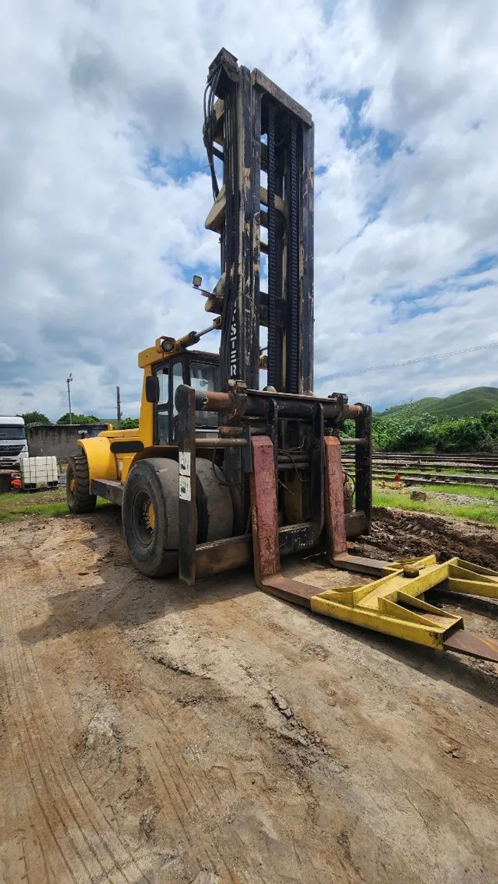 Locação Empilhadeira 30 tons Hyster - Foto 2
