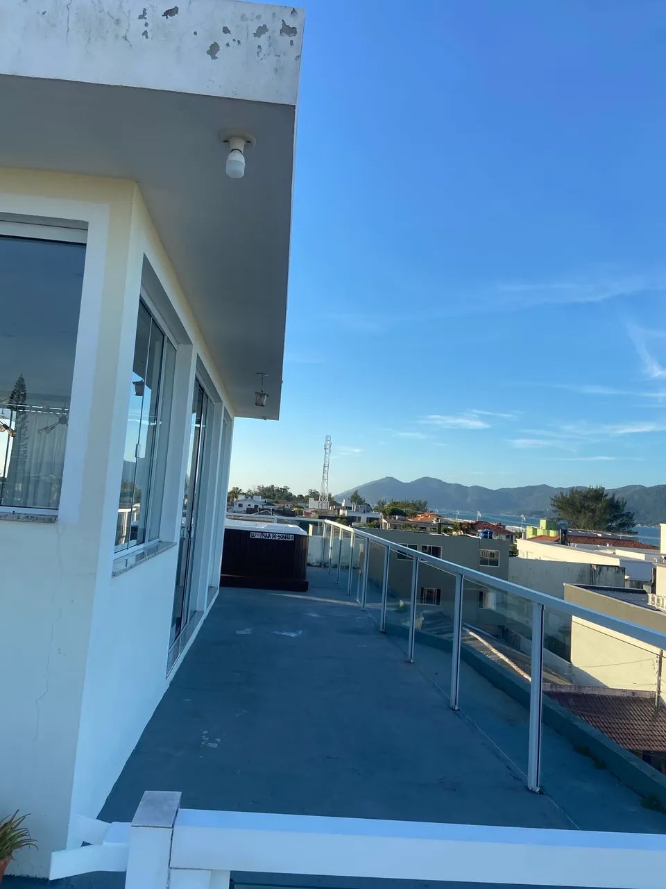 Apartamento Cobertura com Jacuzzi e vista para mar - Foto 3