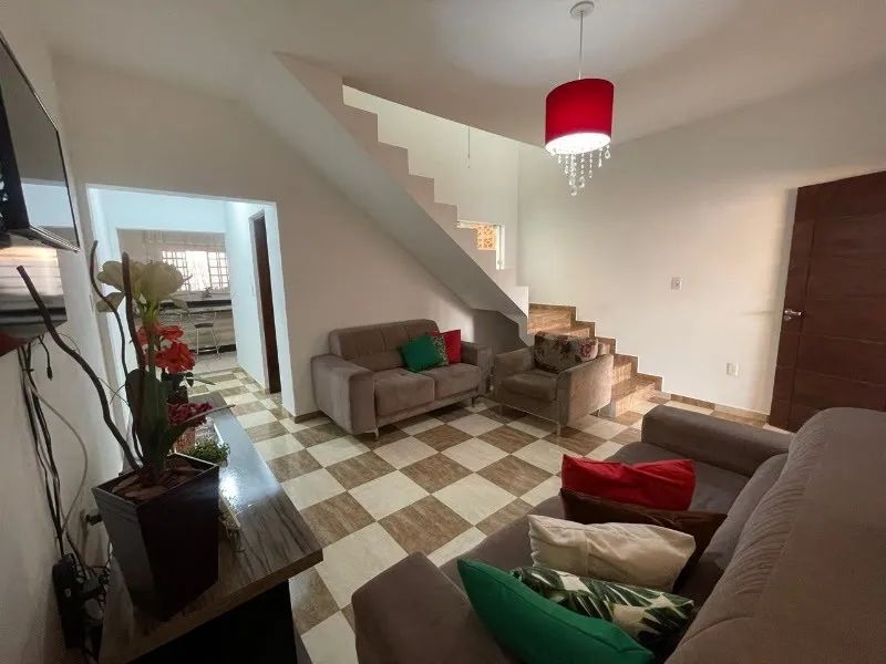 Sobrado à venda no Vila Eros, em Sorocaba- SP.