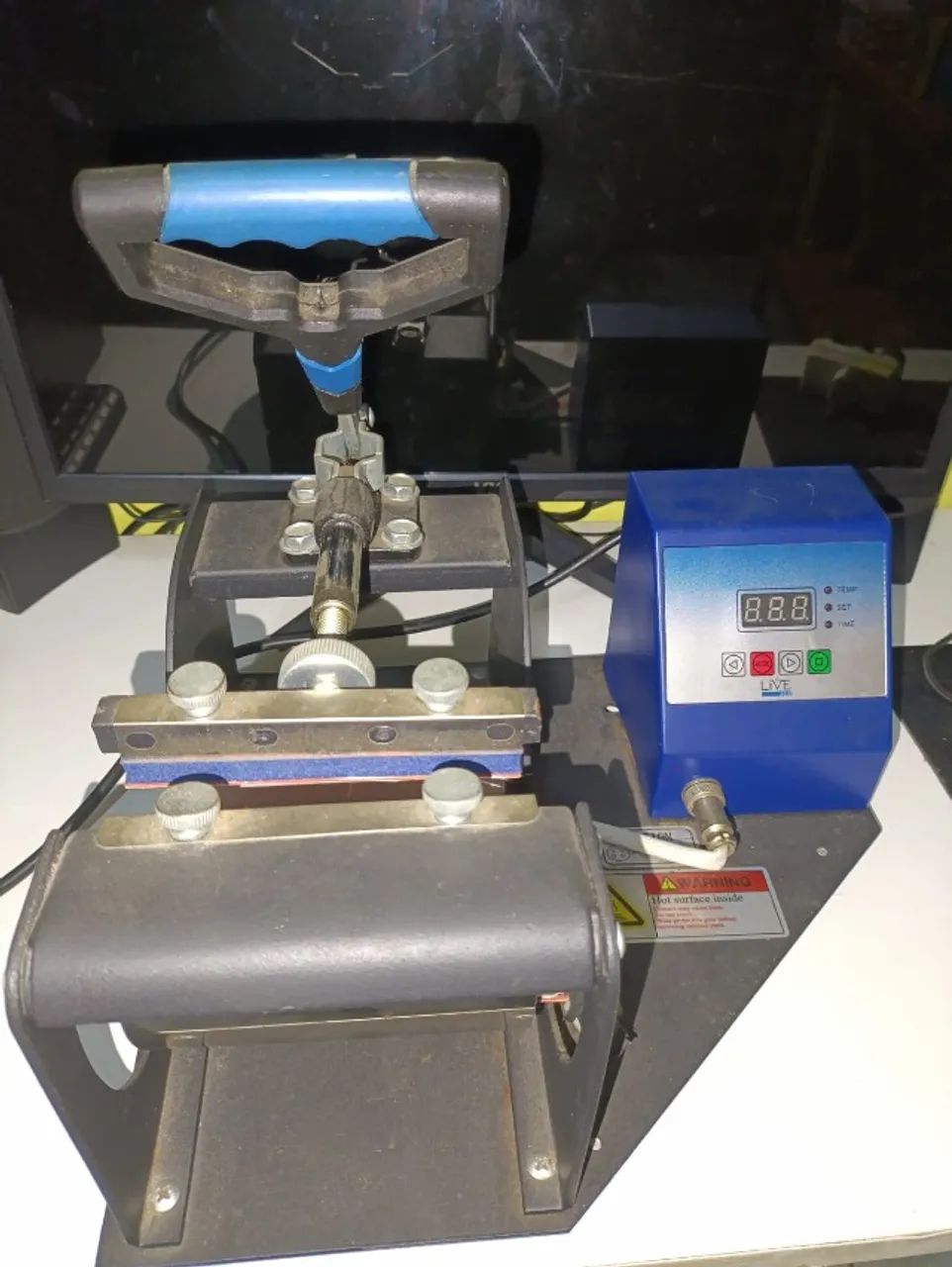 Prensa Térmica Sublimação Canecas Squeezes Copos Livesub - Foto 4