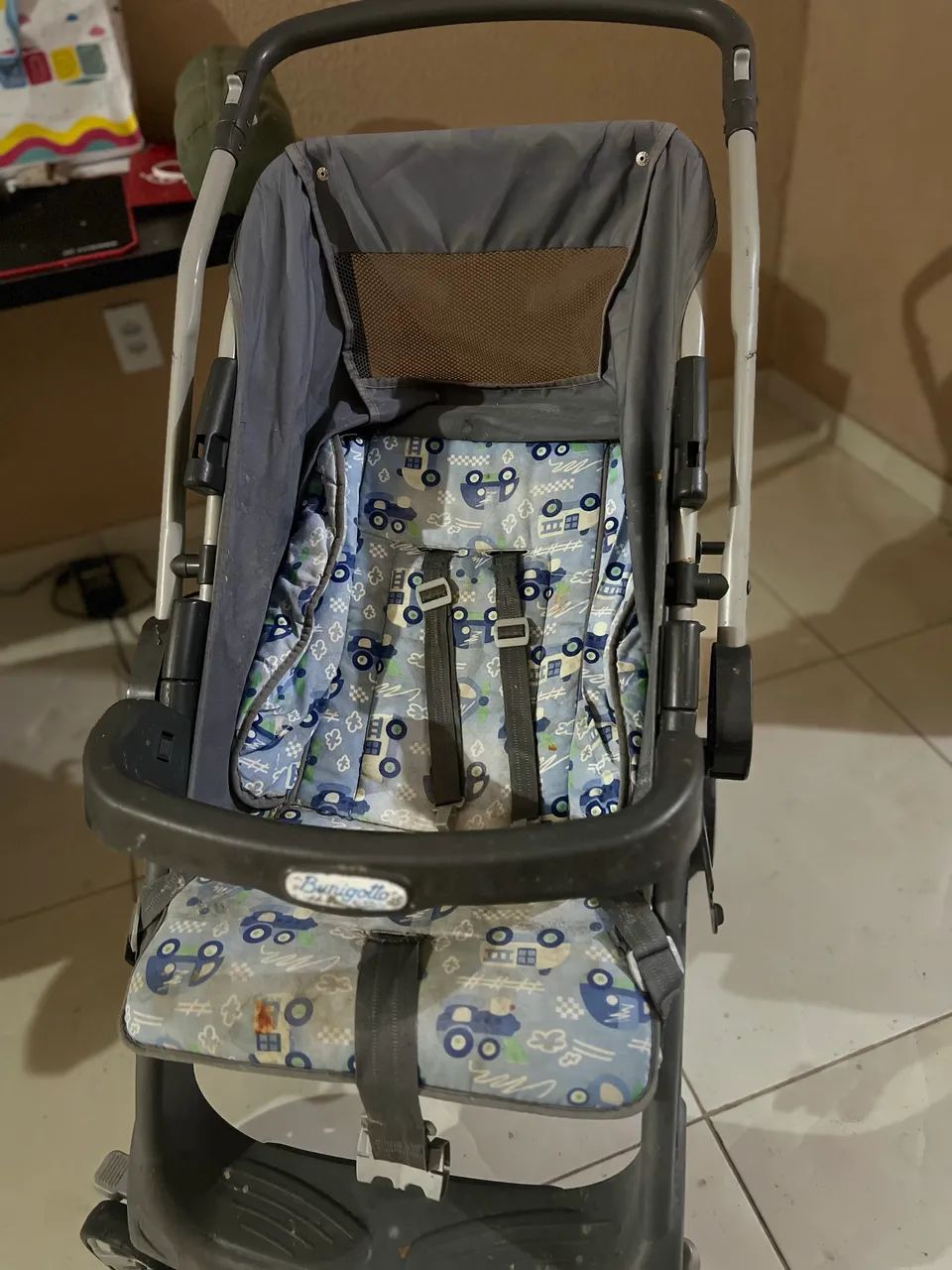 Carrinho de bebê seminovo - Foto 5