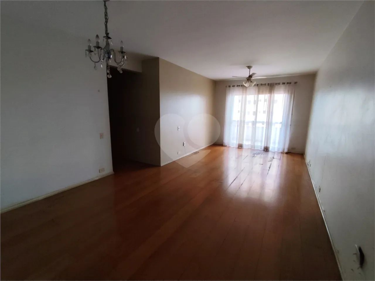 Apartamento á venda com 2 quartos no Centro - Sorocaba/SP