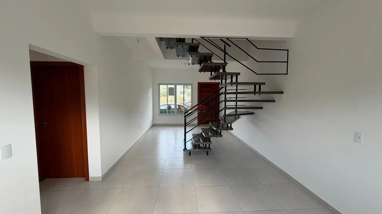 Sobrado Geminado de 03 quartos para locação em Antônio Carlos - Foto 5