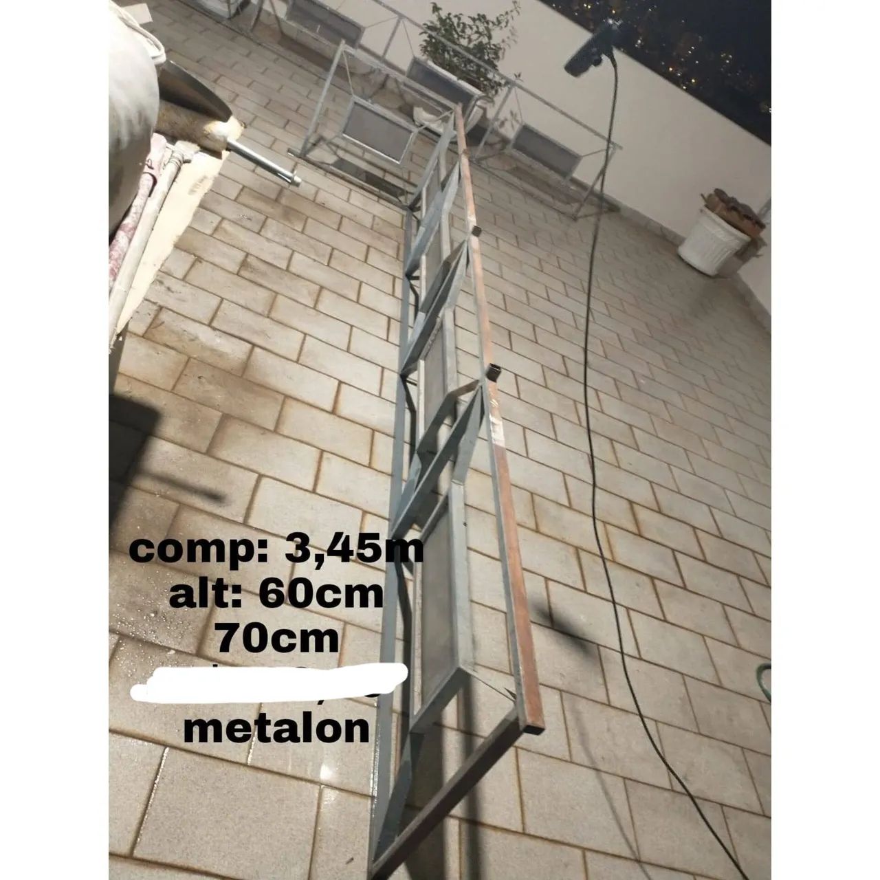 Metalon de sacada - Foto 2