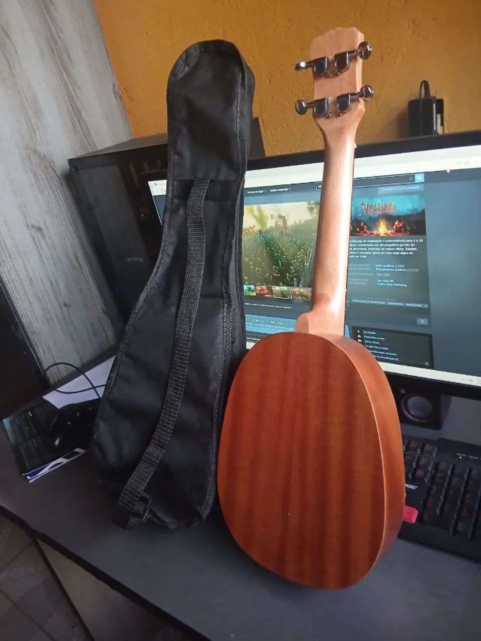 Ukulele Abacaxi + Capa - Foto 2