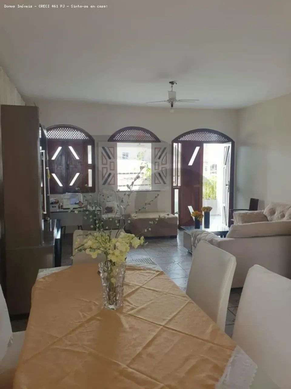 Casa Espaçosa com 7 Quartos e 3 Suítes à Venda no Pereira Lobo - Foto 2