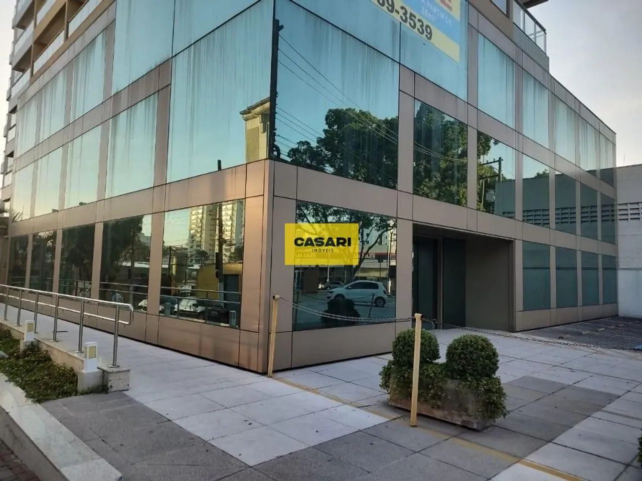 Loja 272 m² no nível da rua com vagas - Rudge Ramos, São Bernardo do Campo - Foto 2