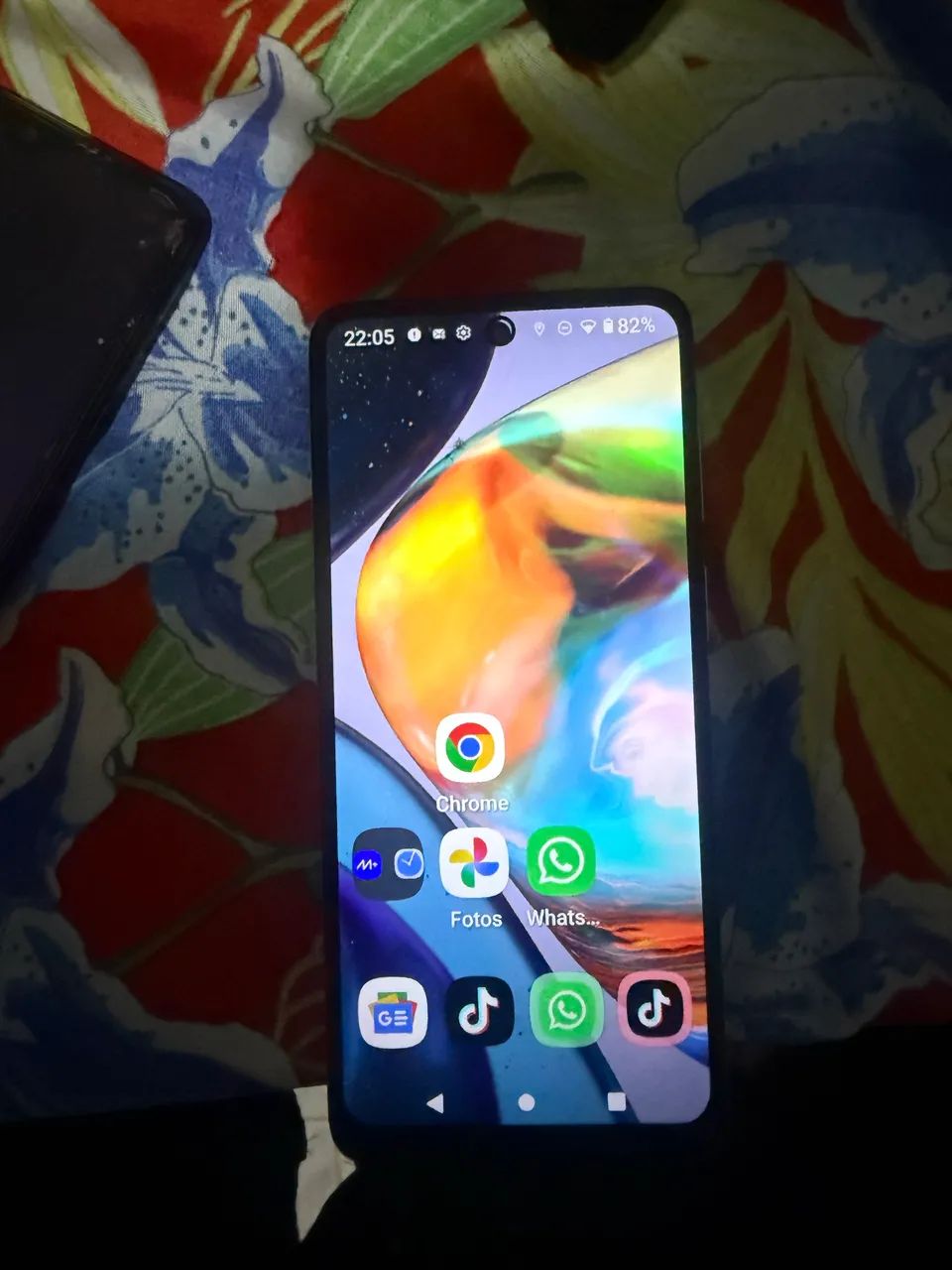 Vendo dois celulares no precinho 