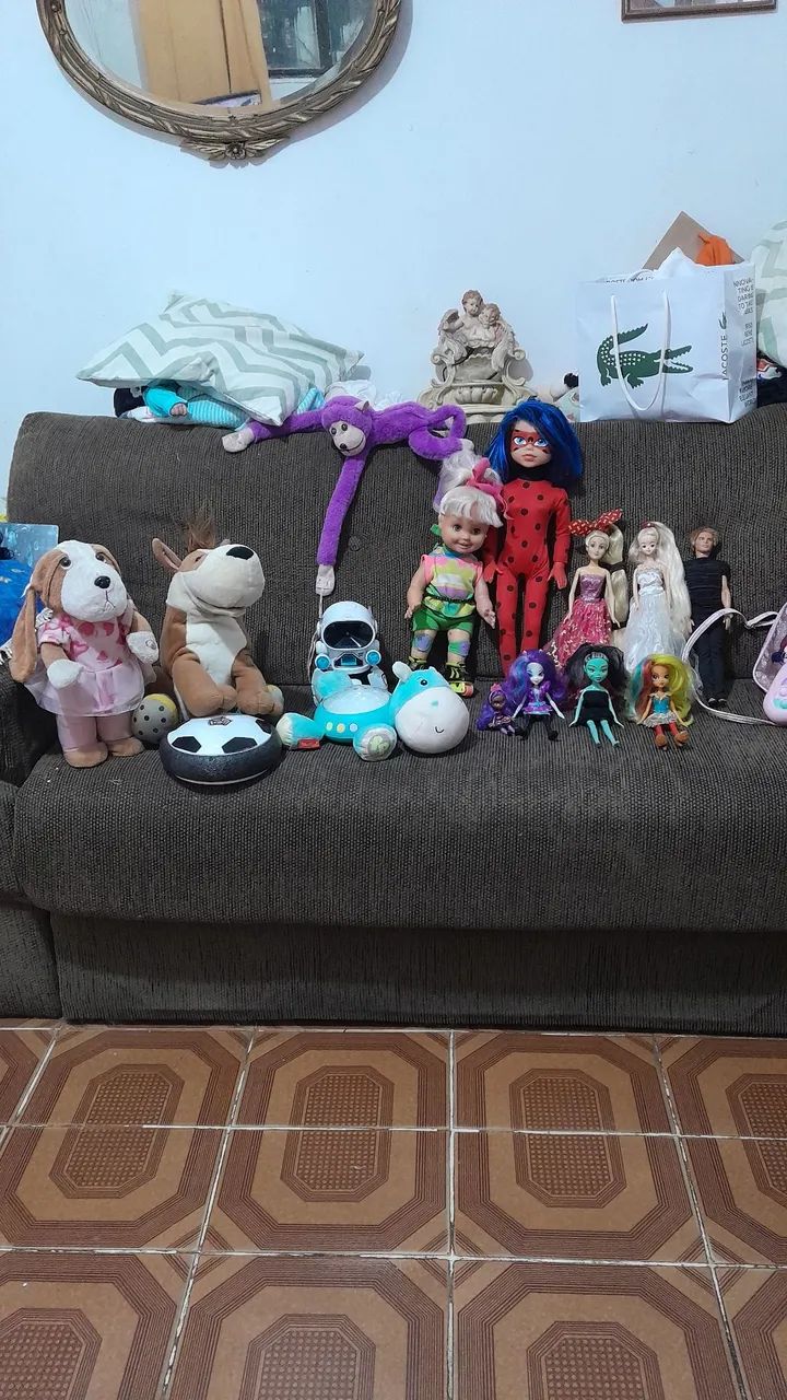 Vendo brinquedos tudo funcionando 